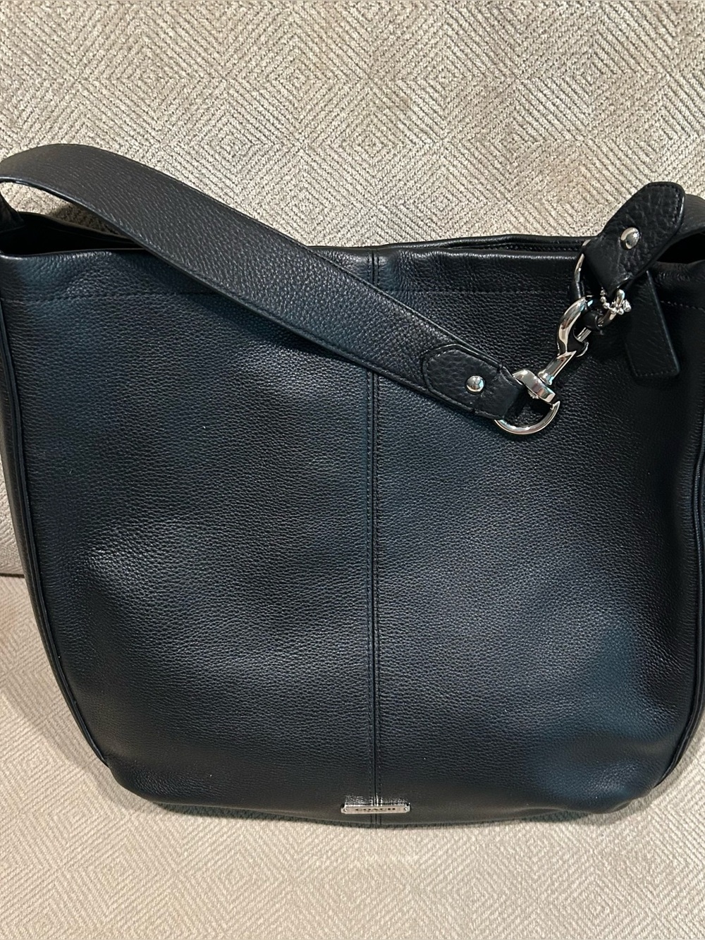 Vintage coach park Avery black women’s pebbled leather hobo shoulder bag F31287